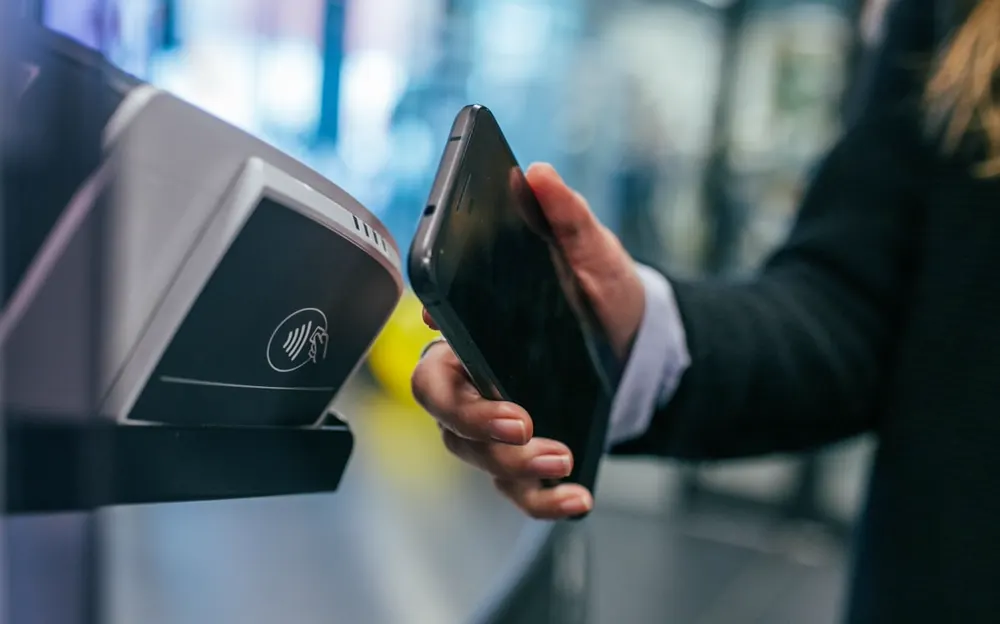 Cash to Crypto Exchange: How It Works in 2026